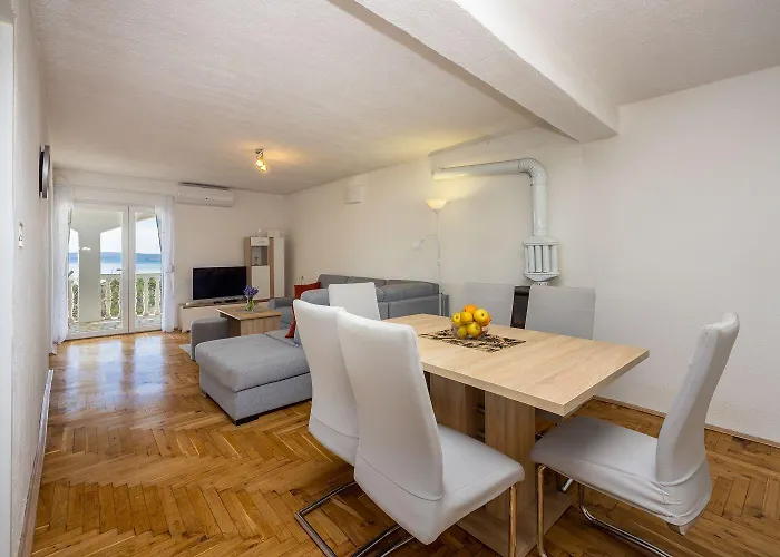 Lichtdurchflutetes Mit Tollem Meerblick, Waschmaschine - Hundefreundlich